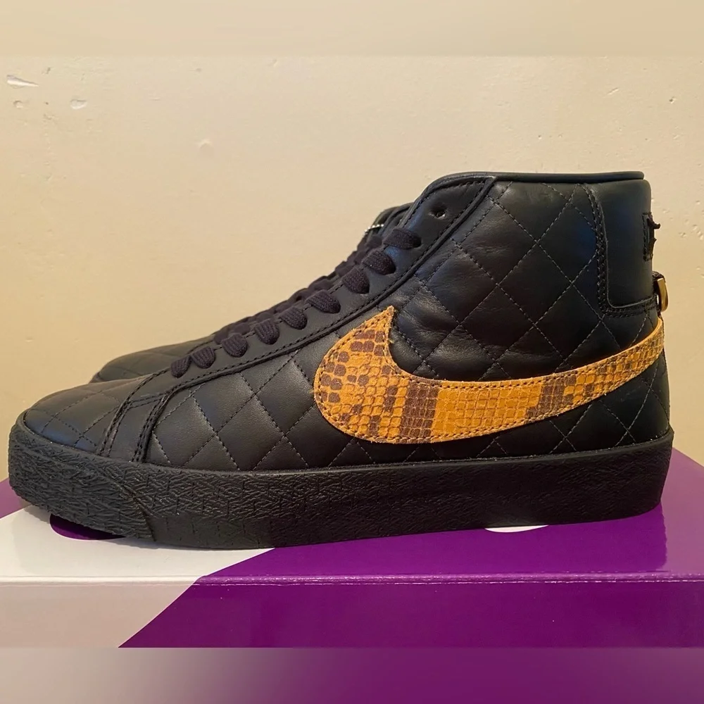 NIKE SB ZOOM BLAZER MID QS